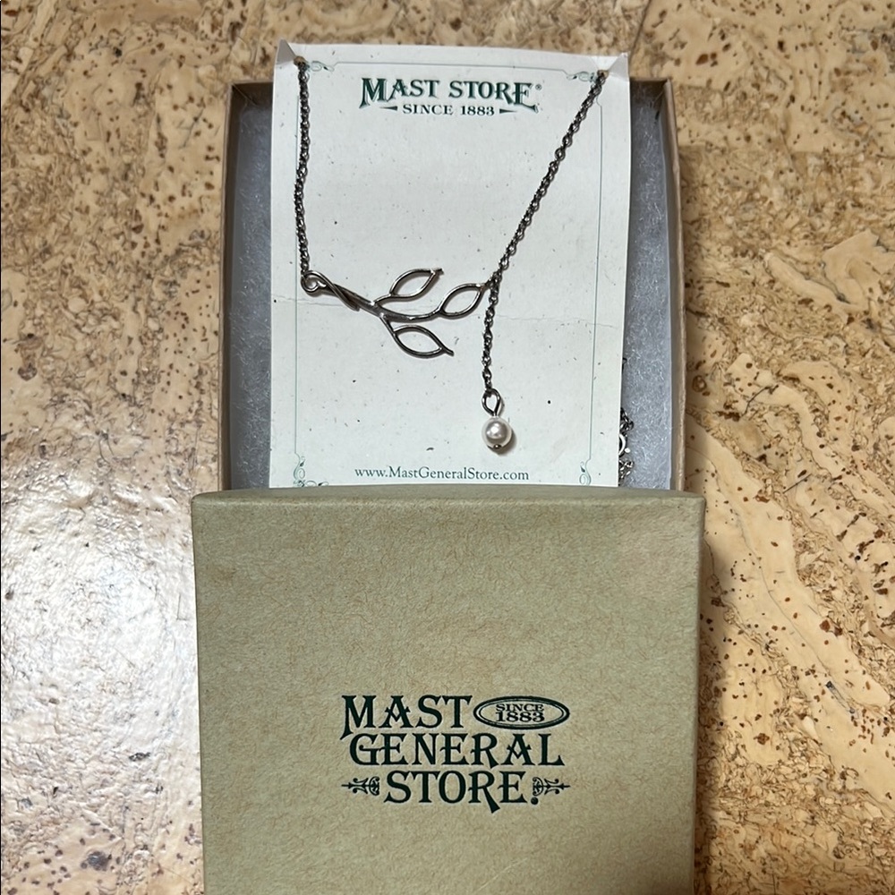 Silver Leaf Necklace with Pearl - New never worn